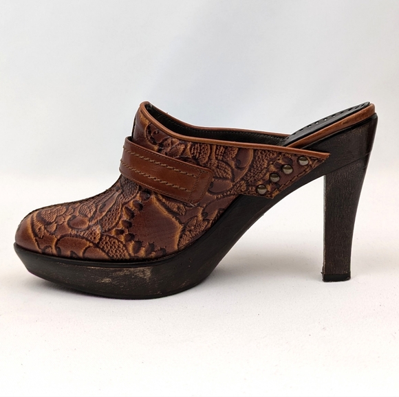 Isabella Fiore Platform Clogs Leather Floral Embossed Cowgirl Boho Western 6 - Picture 5 of 14